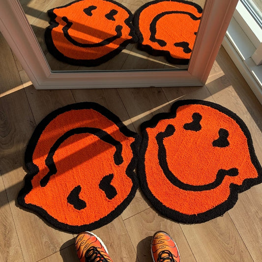 Smile shape Rug